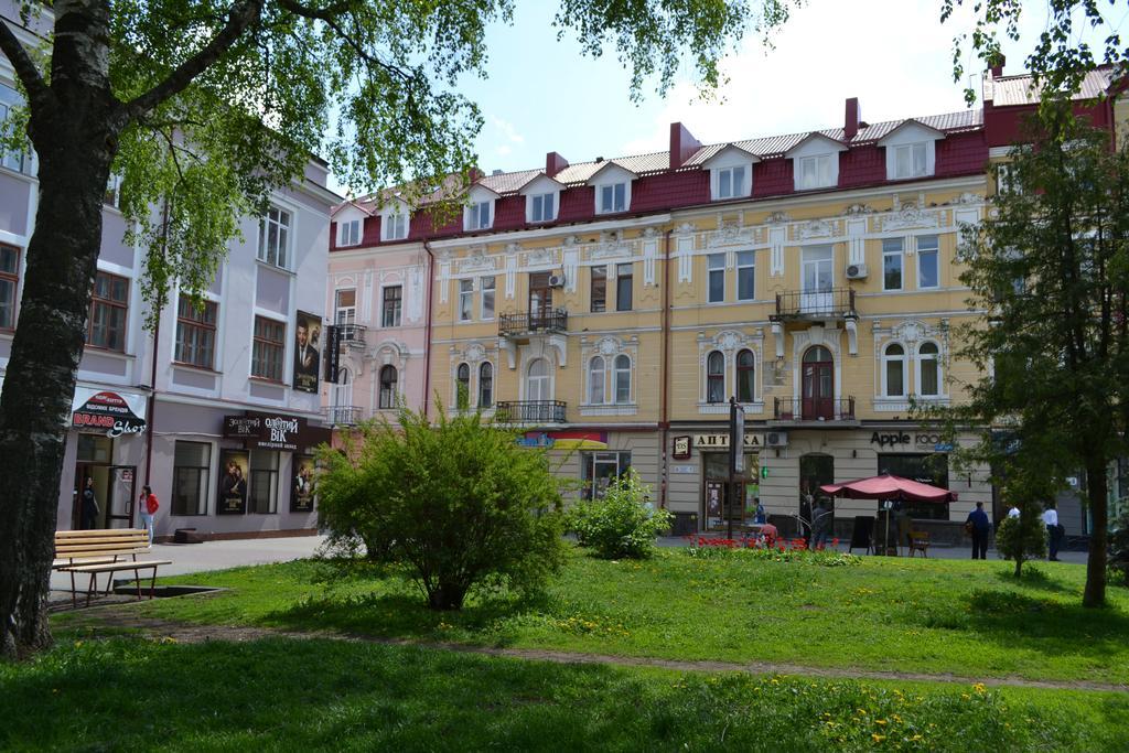 Executive Suite In The Centre Тернопил Екстериор снимка